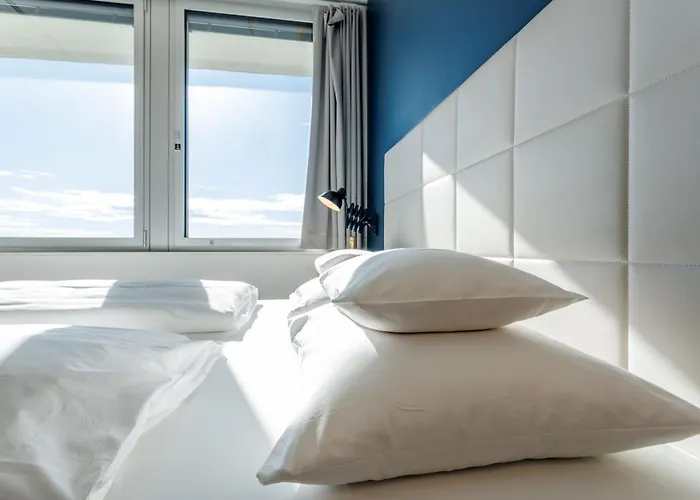 Luxury With Skyline View *